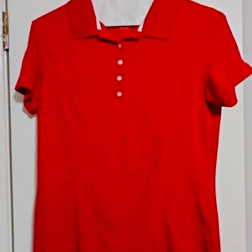 Women's L Lee Riders top in like new condition.